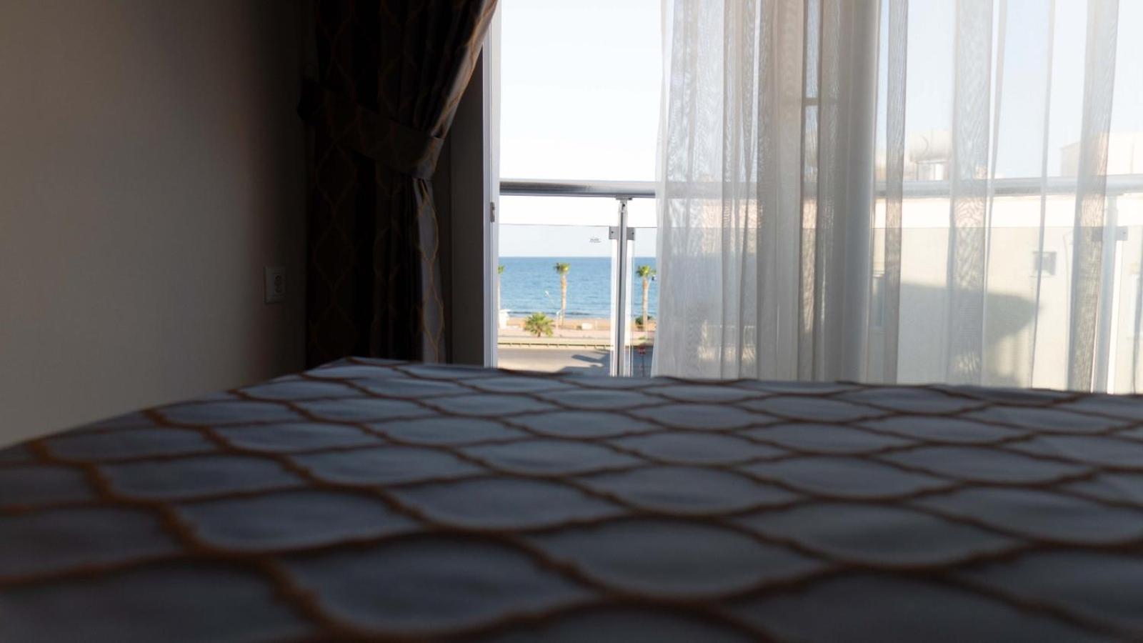 Club Efes Otel ซิลิฟเค ภายนอก รูปภาพ