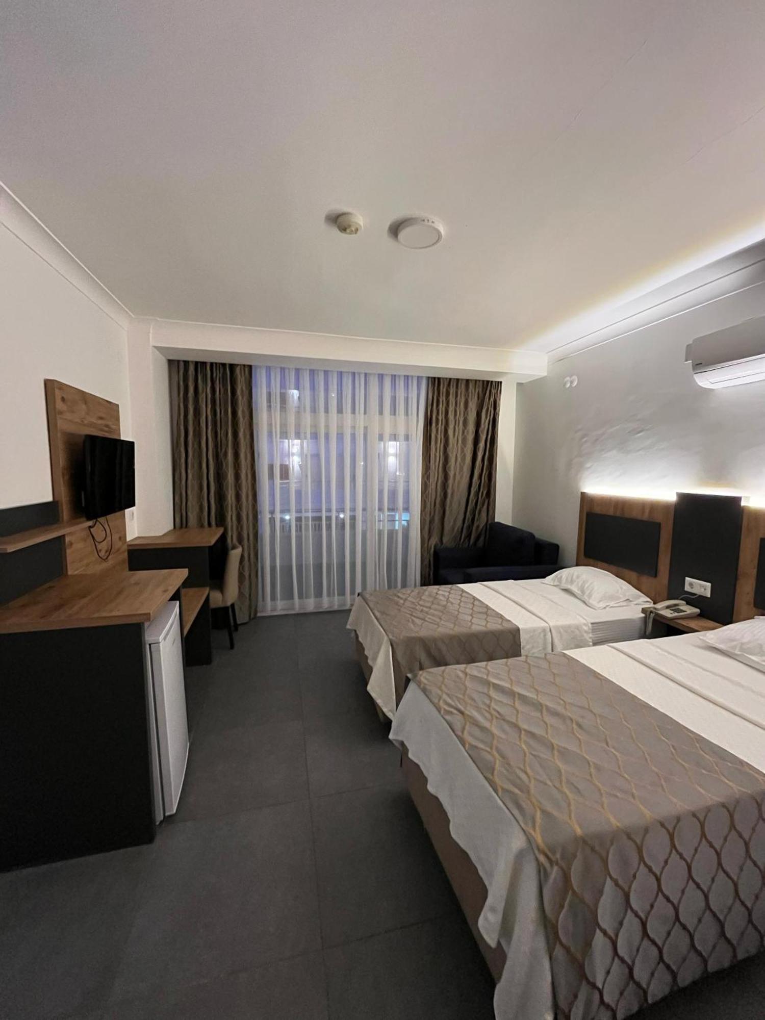 Club Efes Otel ซิลิฟเค ภายนอก รูปภาพ