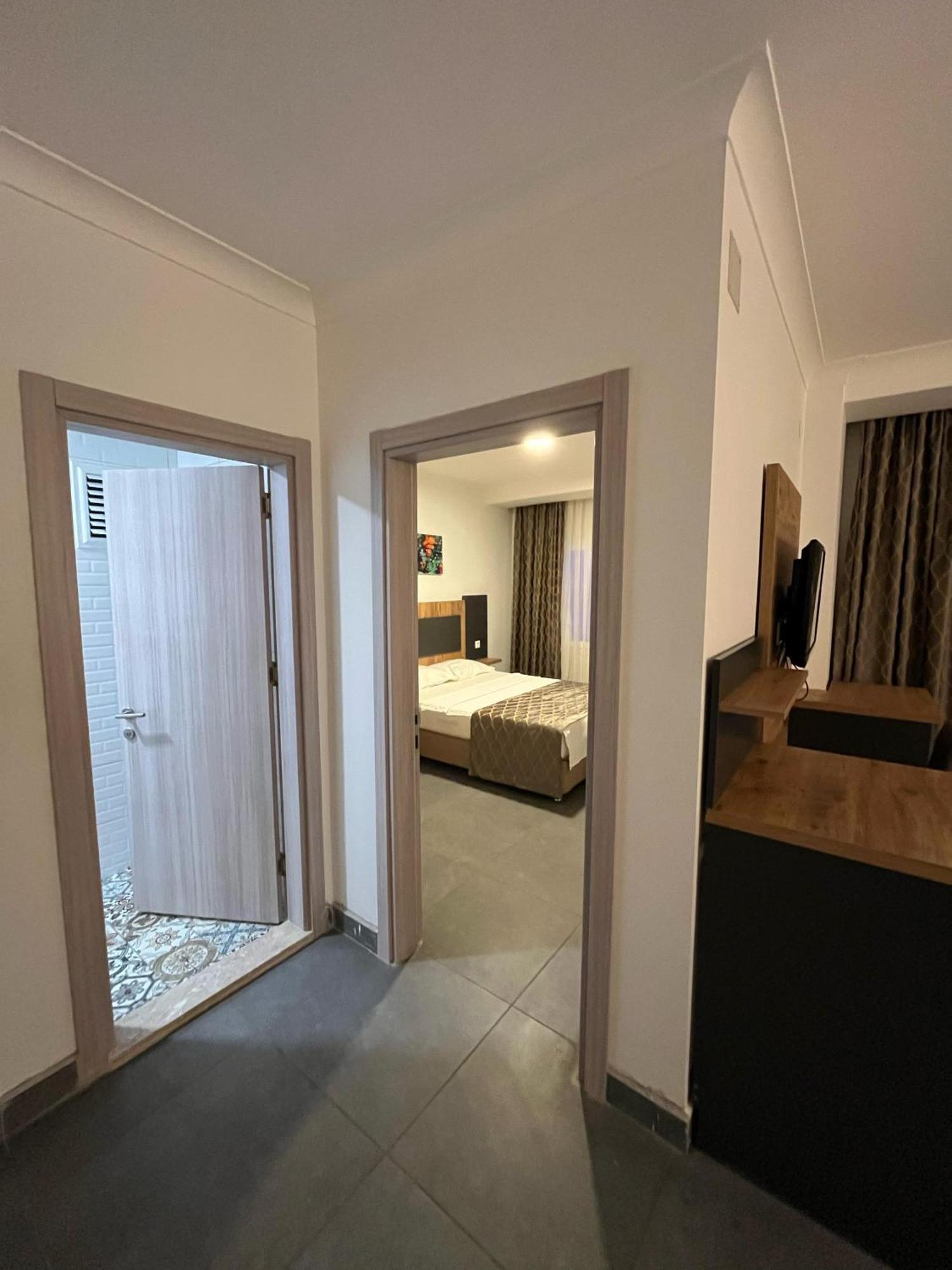Club Efes Otel ซิลิฟเค ภายนอก รูปภาพ