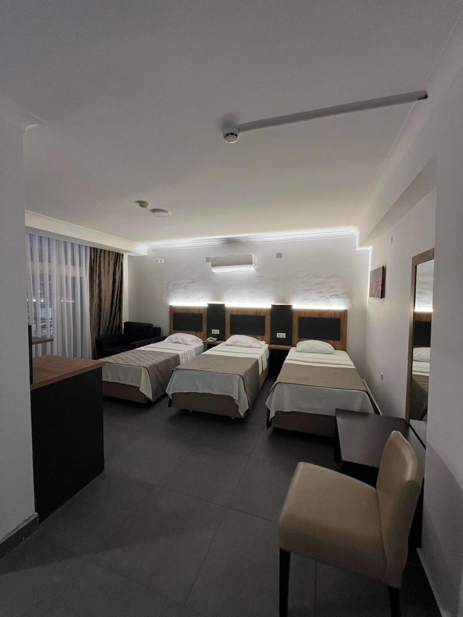 Club Efes Otel ซิลิฟเค ภายนอก รูปภาพ