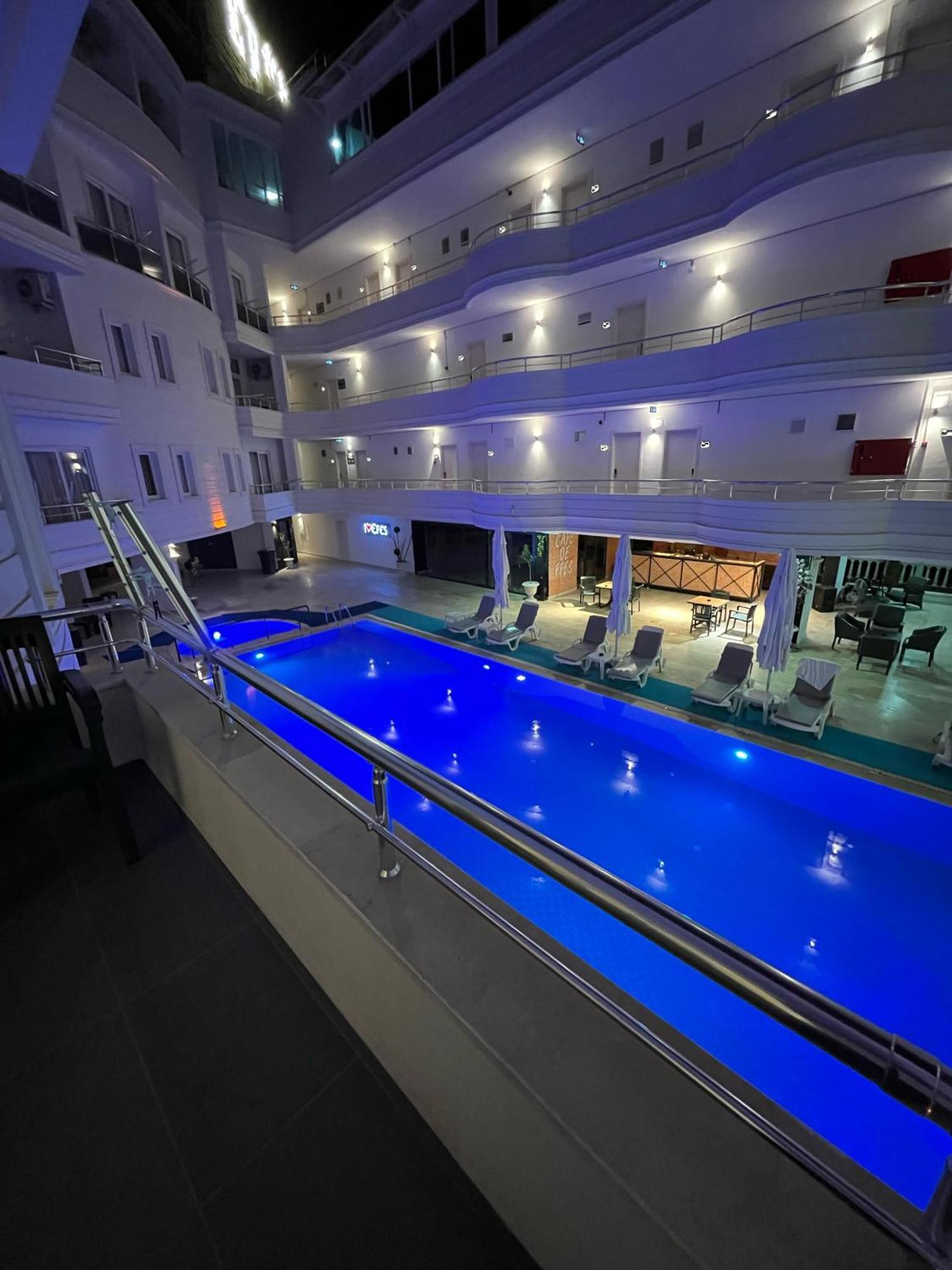 Club Efes Otel ซิลิฟเค ภายนอก รูปภาพ
